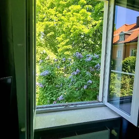 Quiet Koscielna Old Town Warschau